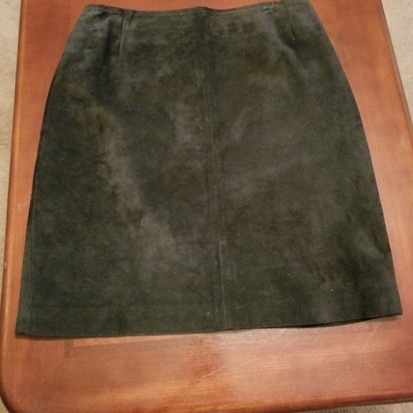 Peter Nygard Black Mini Skirt - Picture 7 of 10